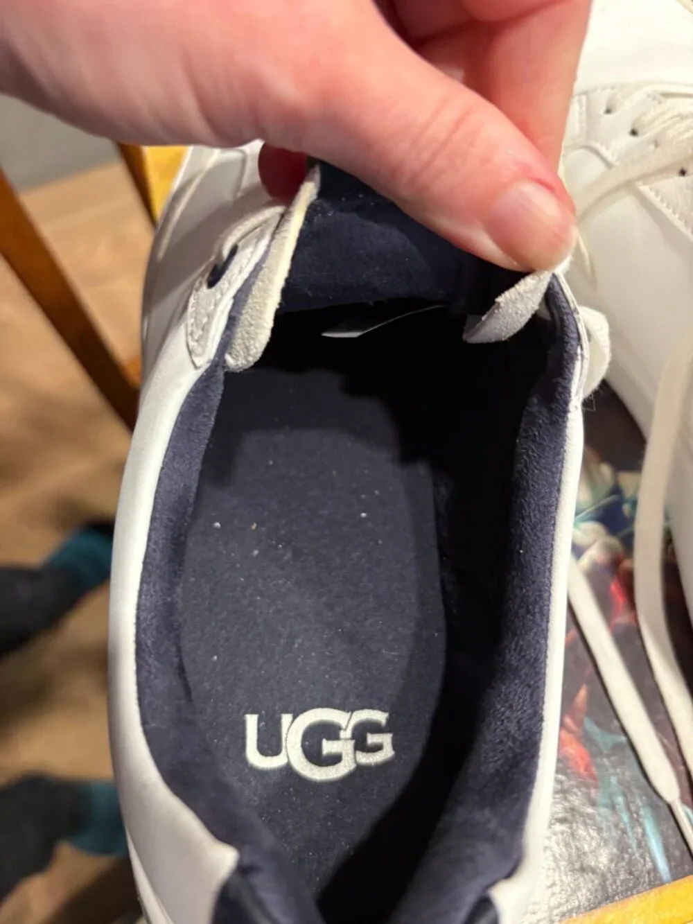 UGG Men’s White Leather Low Top Sneakers Size 8
